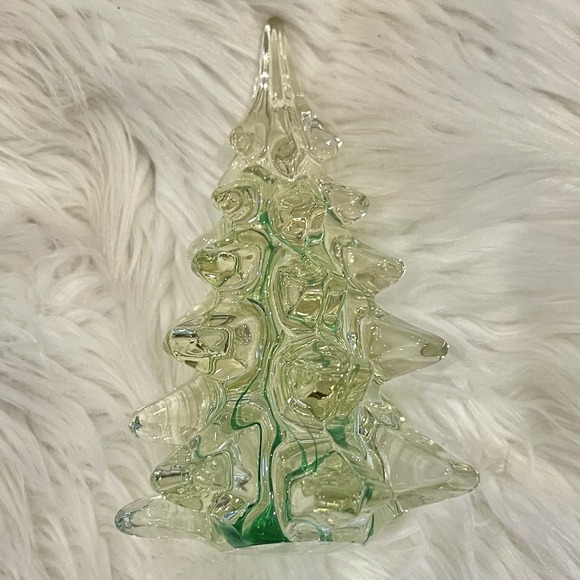 Art Glass Christmas Tree Clear with Green Ribbons/Swirls 6" Figurine - Picture 5 of 7